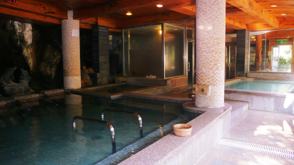 Full Moon Spa Wulai Exterior photo