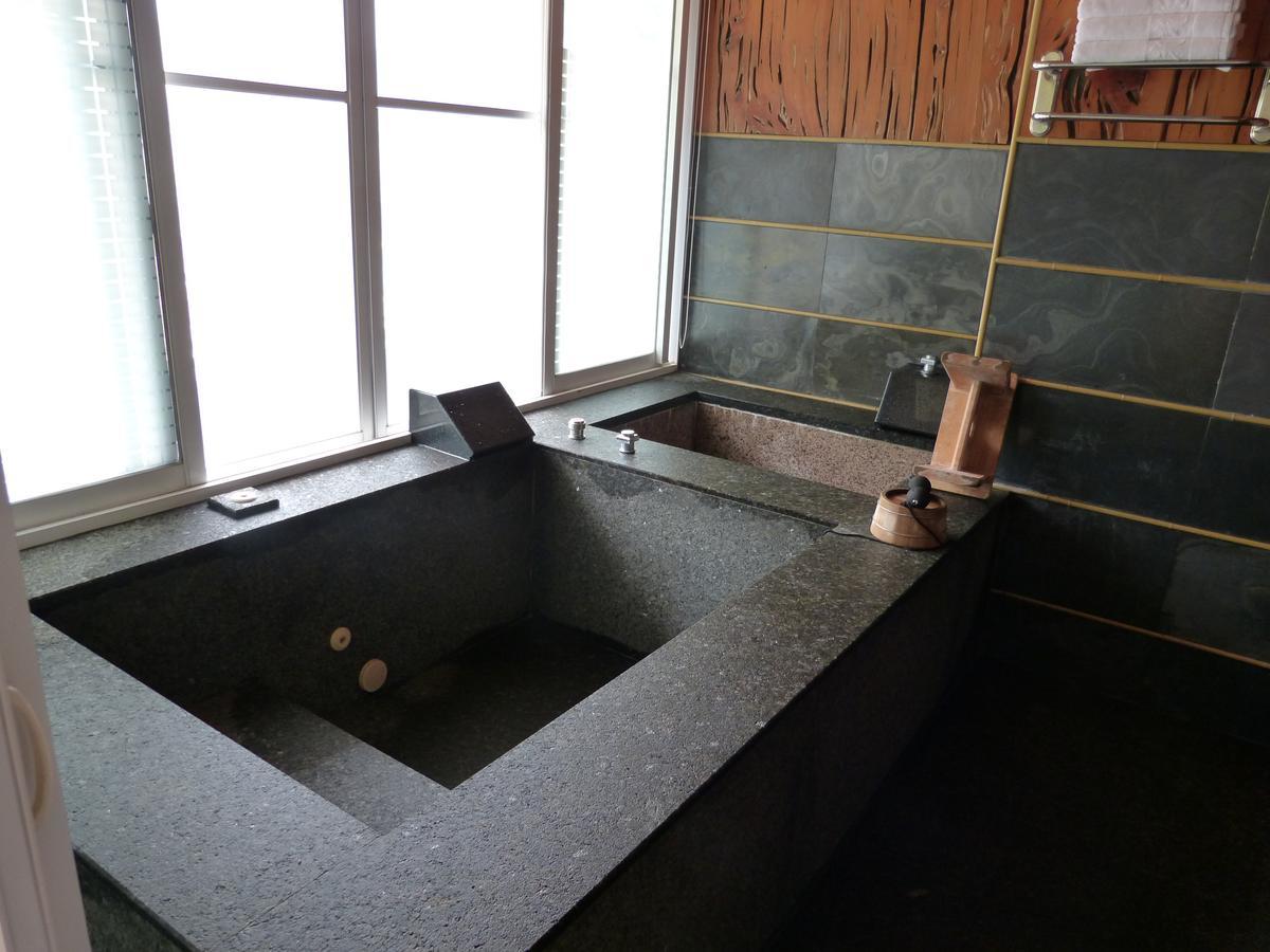 Full Moon Spa Wulai Exterior photo