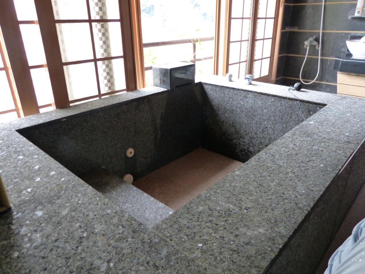 Full Moon Spa Wulai Exterior photo